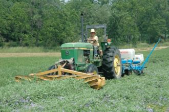 MCCP3_24.jpg A picture of a tracker in a field